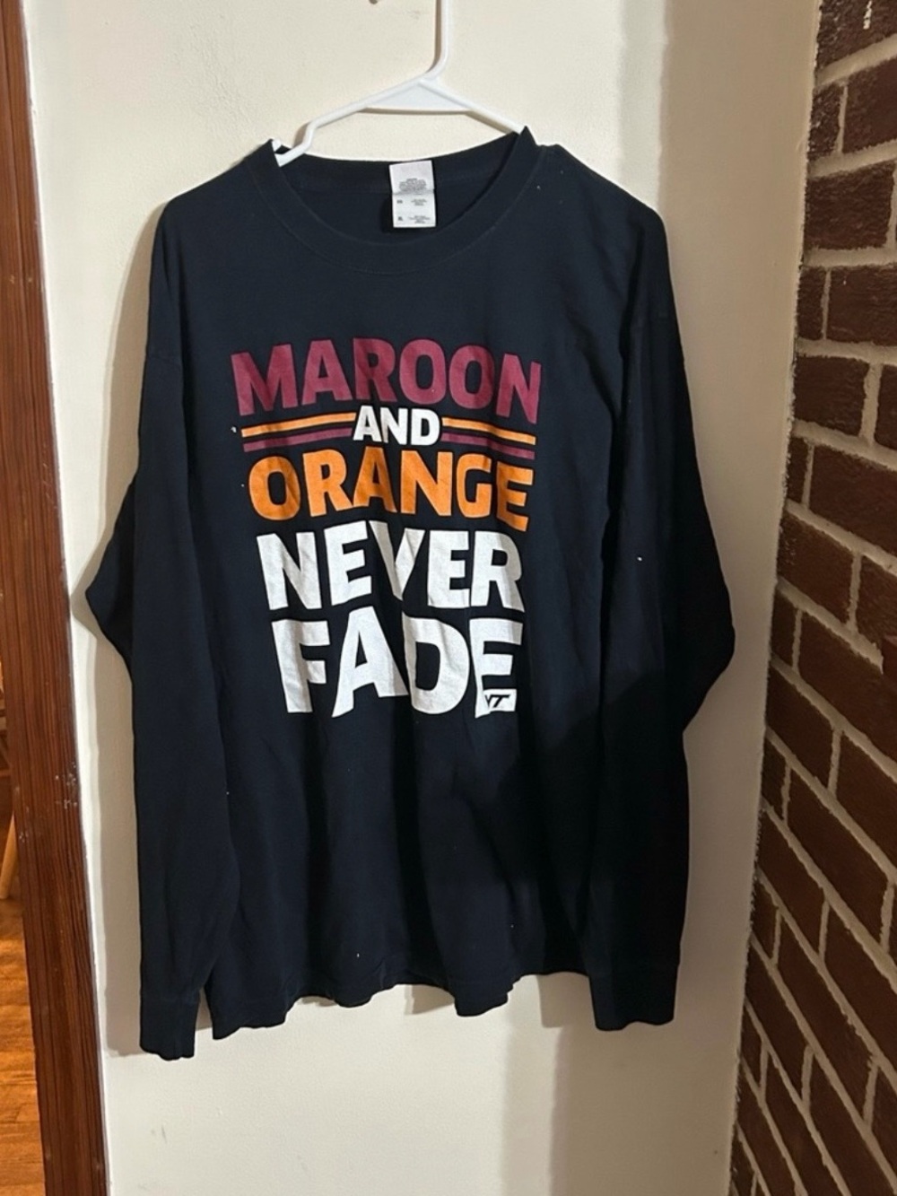 Virginia Tech Size XL Black Graphic Tee "Maroon and Orange Never Fade"